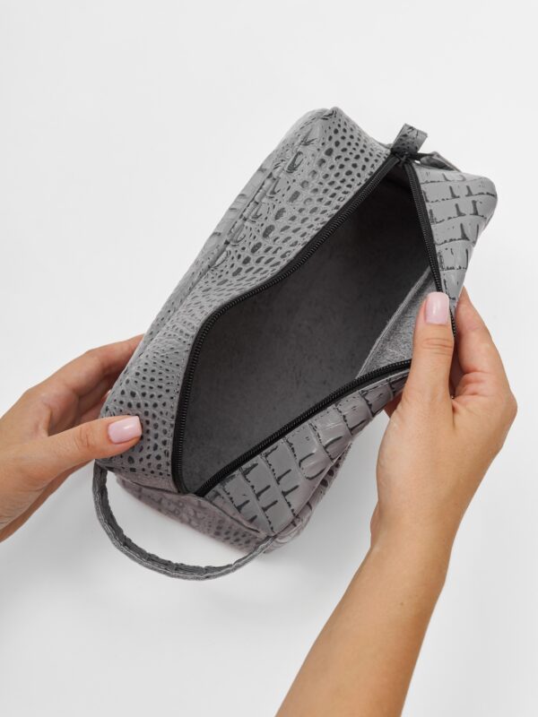 Косметичка серая