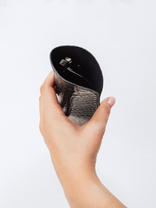 Футляр для очков чёрный