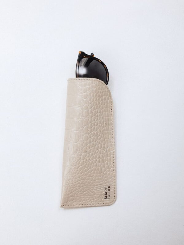 Футляр для очков бежевый