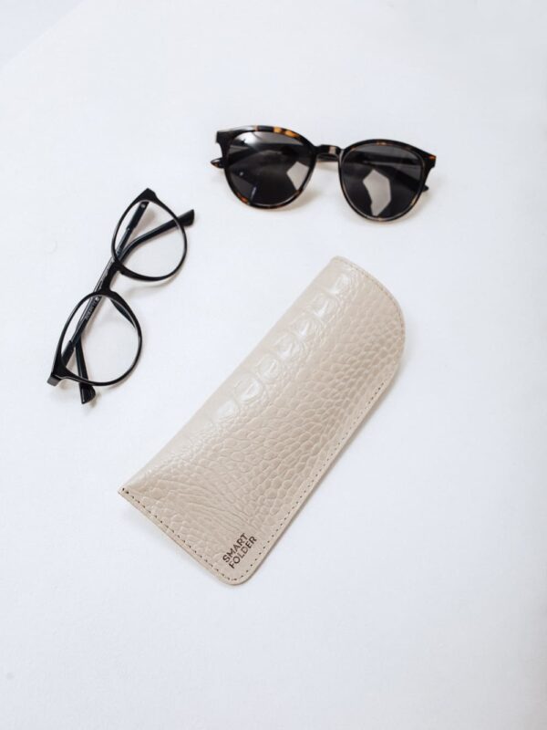 Футляр для очков бежевый