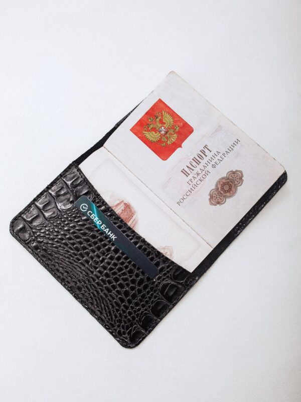 Обложка для паспорта чёрная