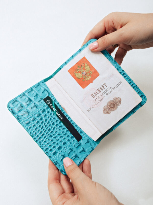 Обложка для паспорта бирюзовая