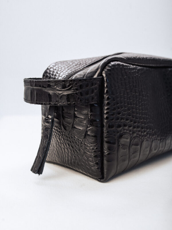 Косметичка чёрная