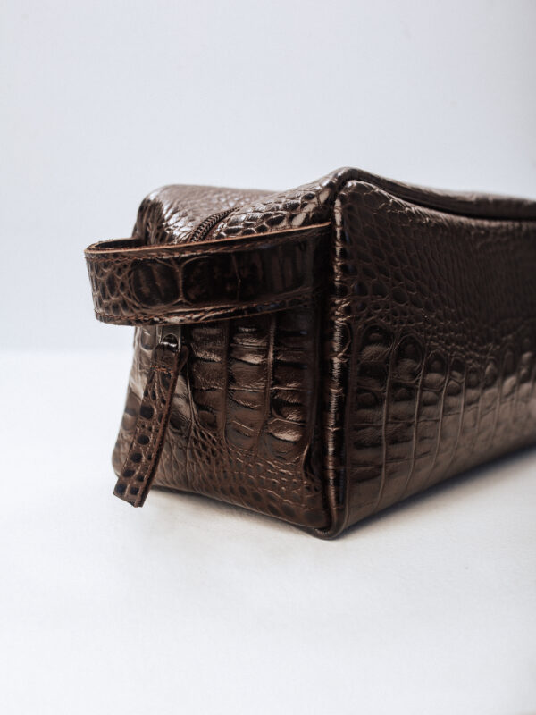 Косметичка коричневая