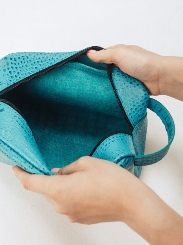 Косметичка бирюзовая