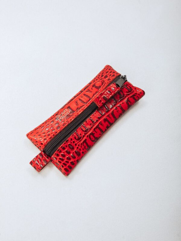 Ключница красная