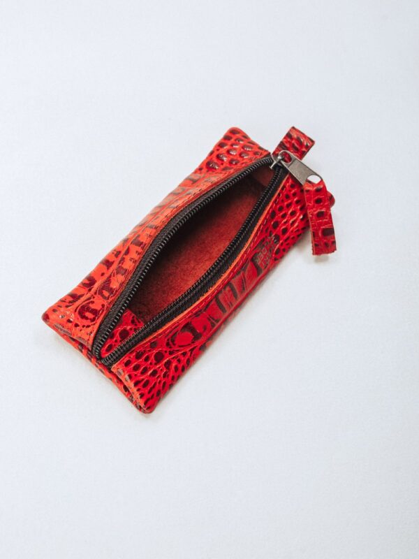 Ключница красная