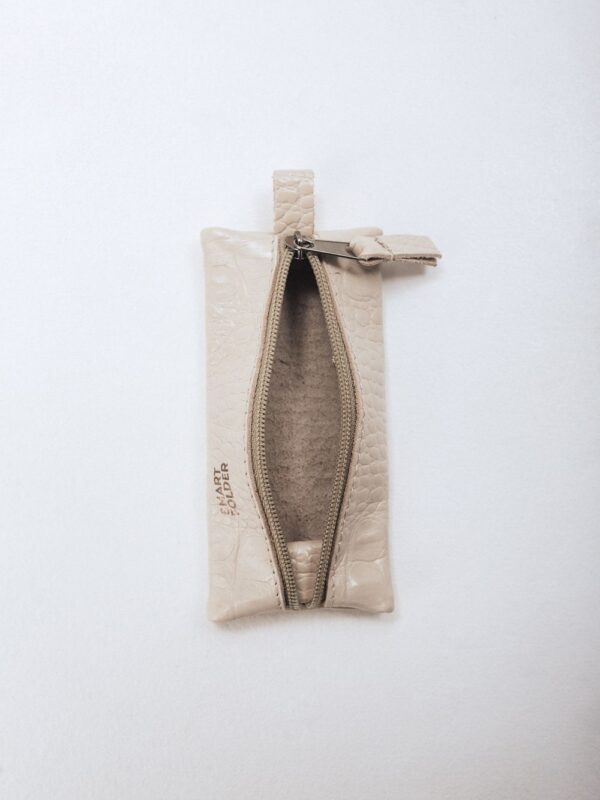 Ключница бежевая