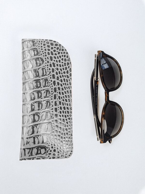 Футляр для очков серый