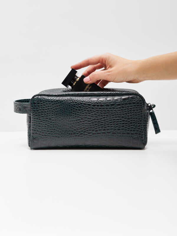 Косметичка зеленая